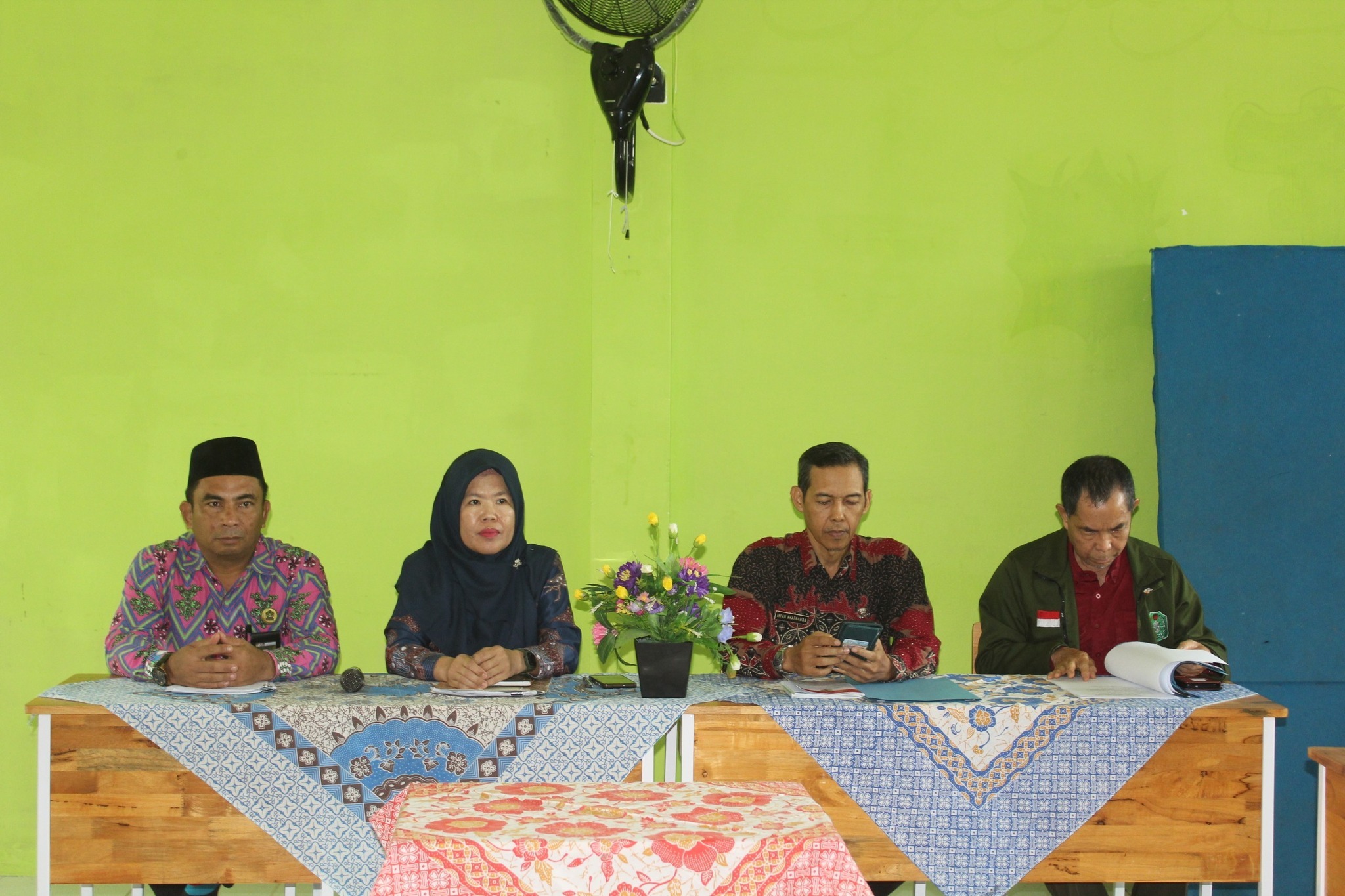 Persiapkan GPBLHS, MAN 1 Kubu Raya Gelar Rakor dan Pengarahan