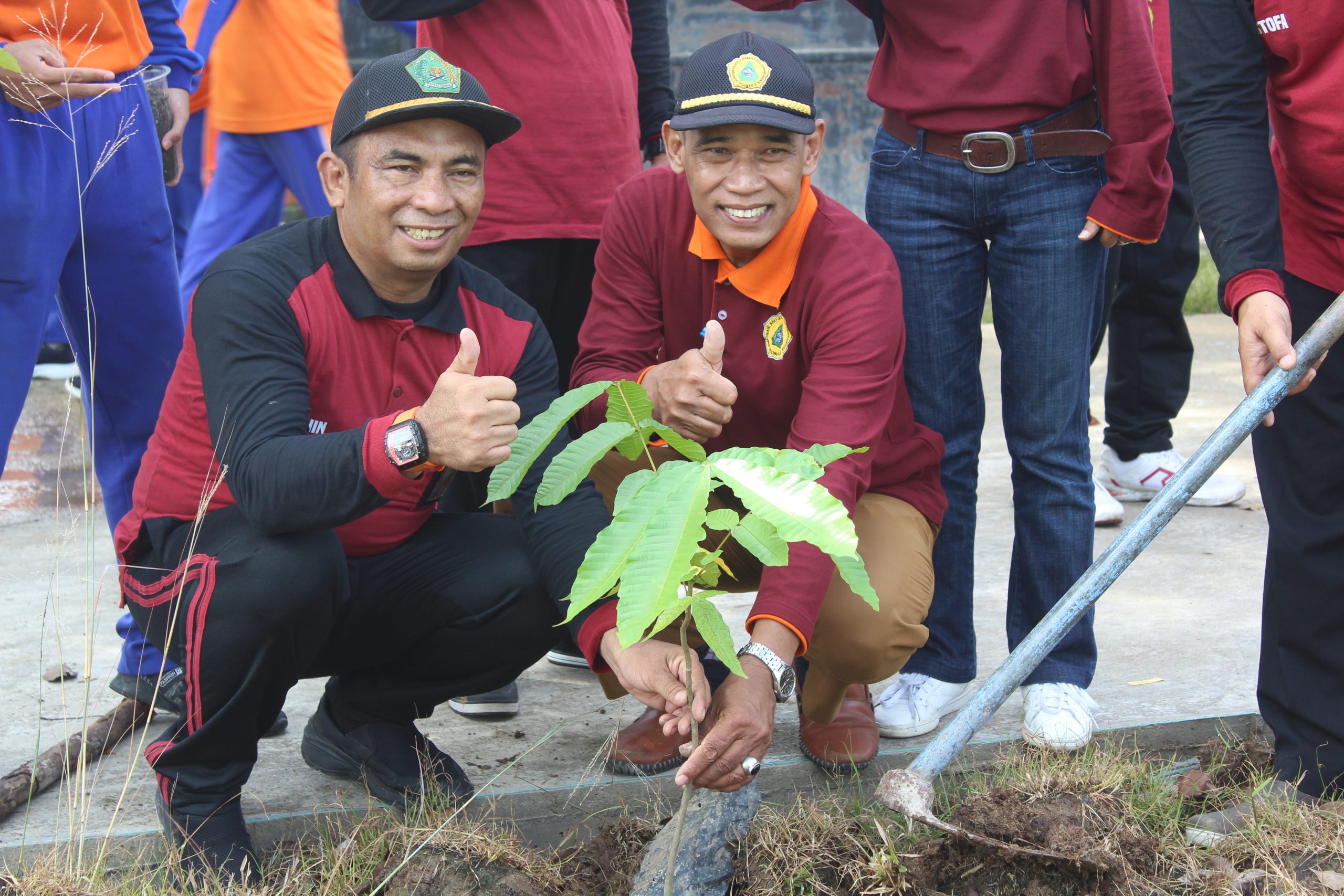 Peringati Hari Bumi, MAN 1 Kubu Raya Tanam 1000 Pohon