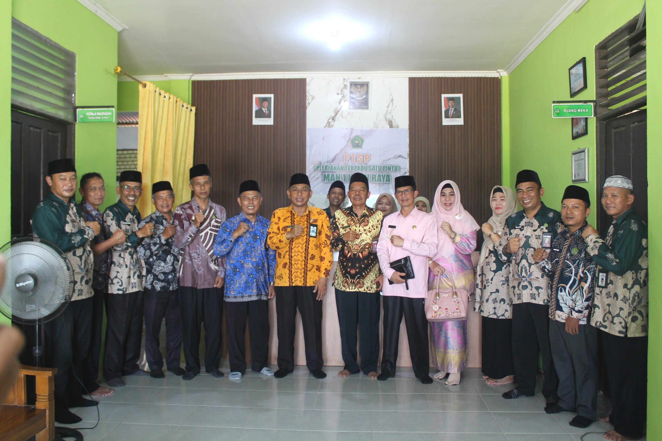 Miliki PTSP, MAN 1 Kubu Raya Tingkatkan Kualitas Layanan Publik