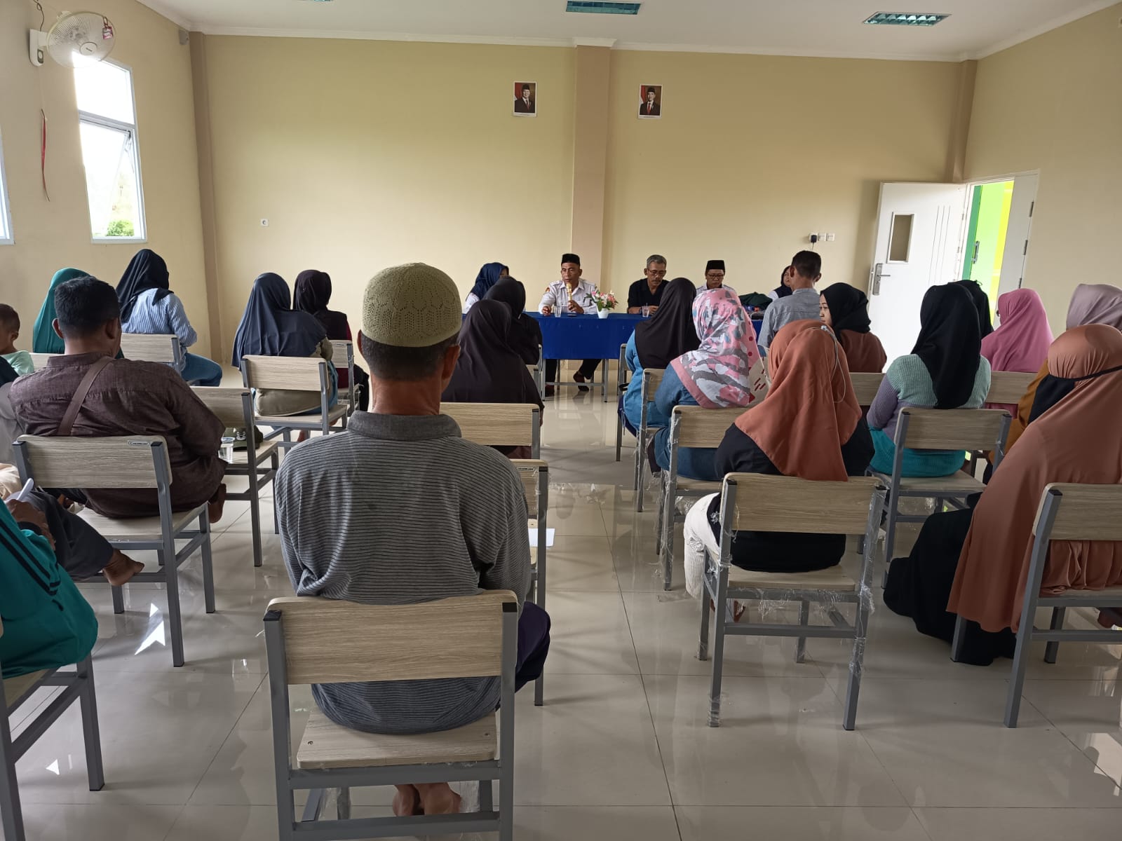 MAN Filial 1 Kubu Raya Gelar Pertemuan dengan Orang Tua Siswa Baru