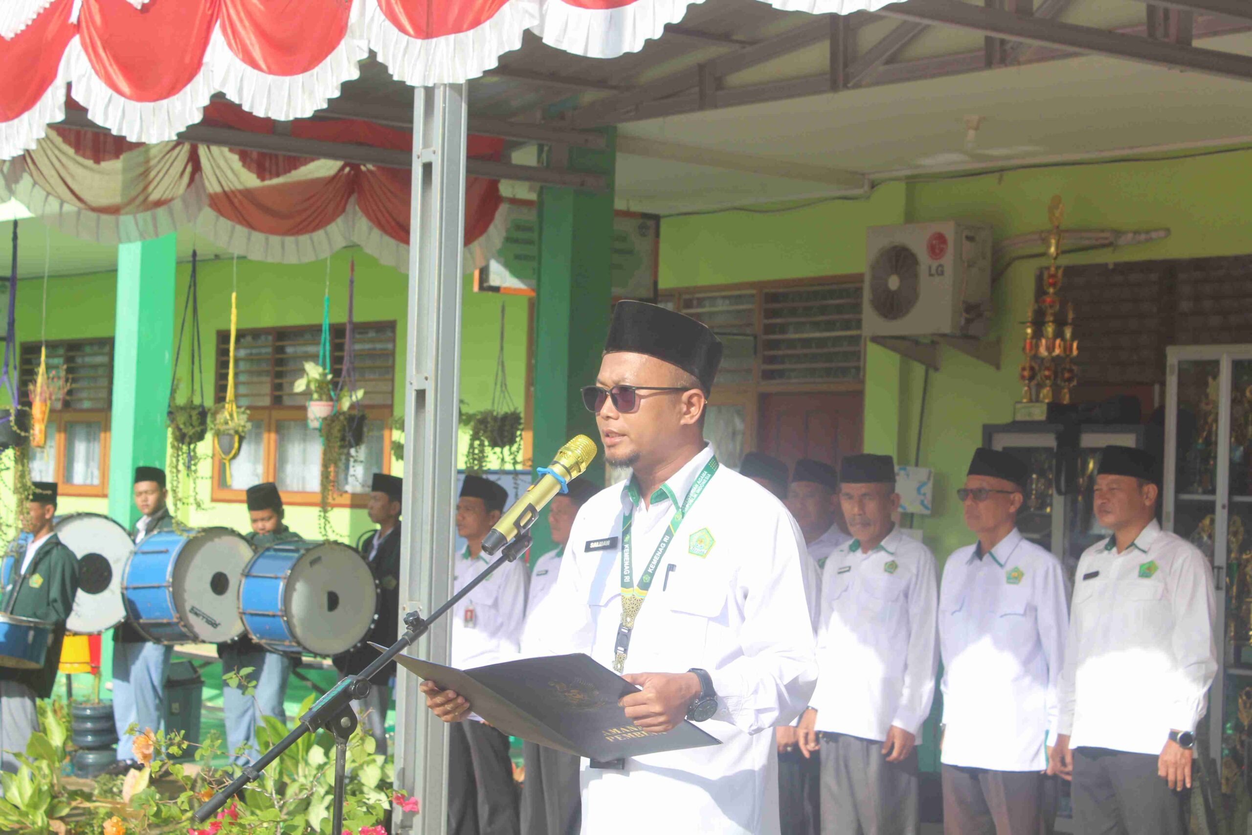 Waka Humas Ajak Warga MAN 1 Kubu Raya Jadi Pelopor Konten Kreatif Madrasah